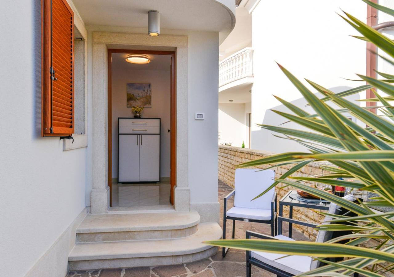 Leona Apartment Umag